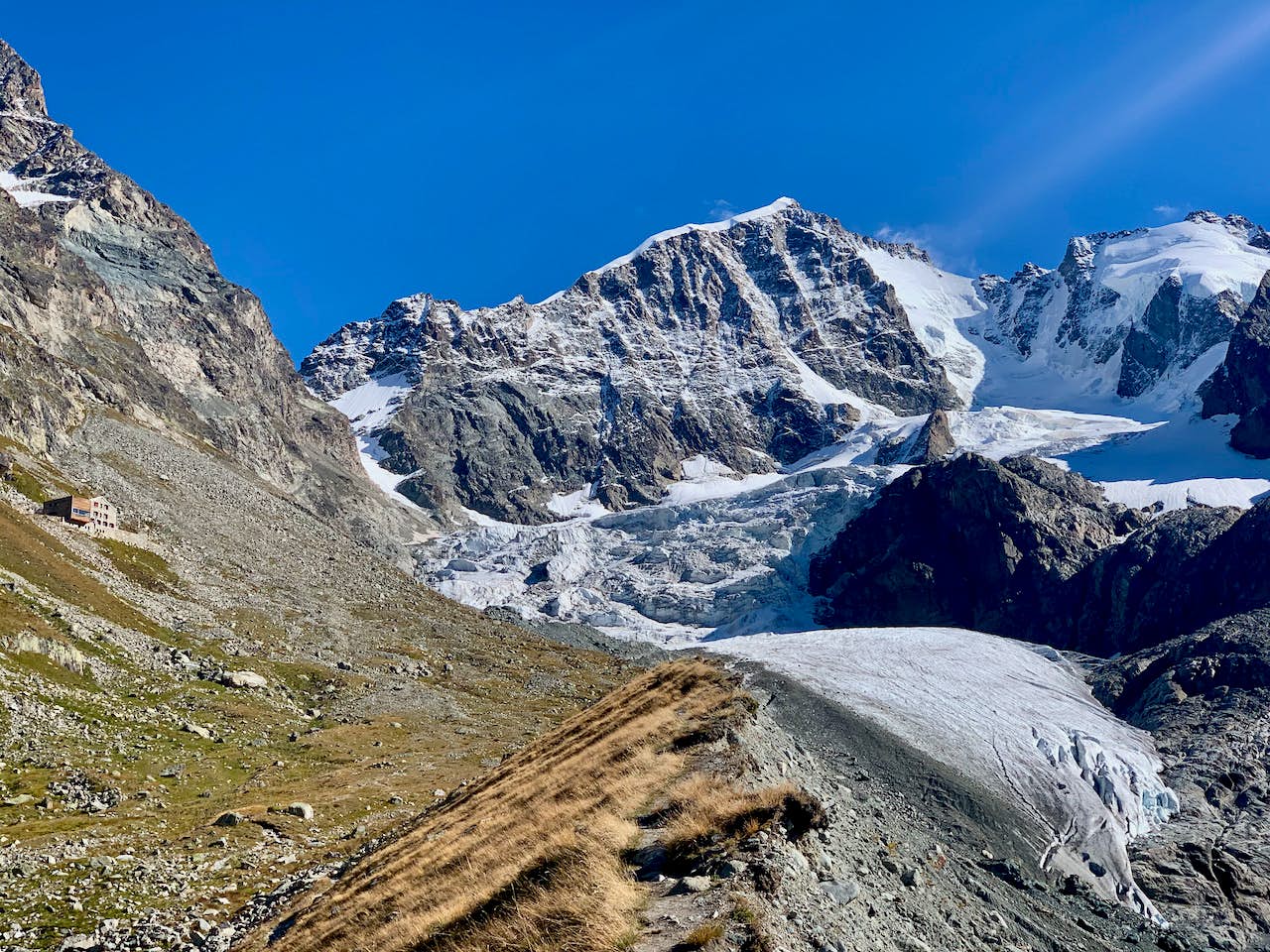 Piz Bernina mit dem eindrücklichen Biancograt