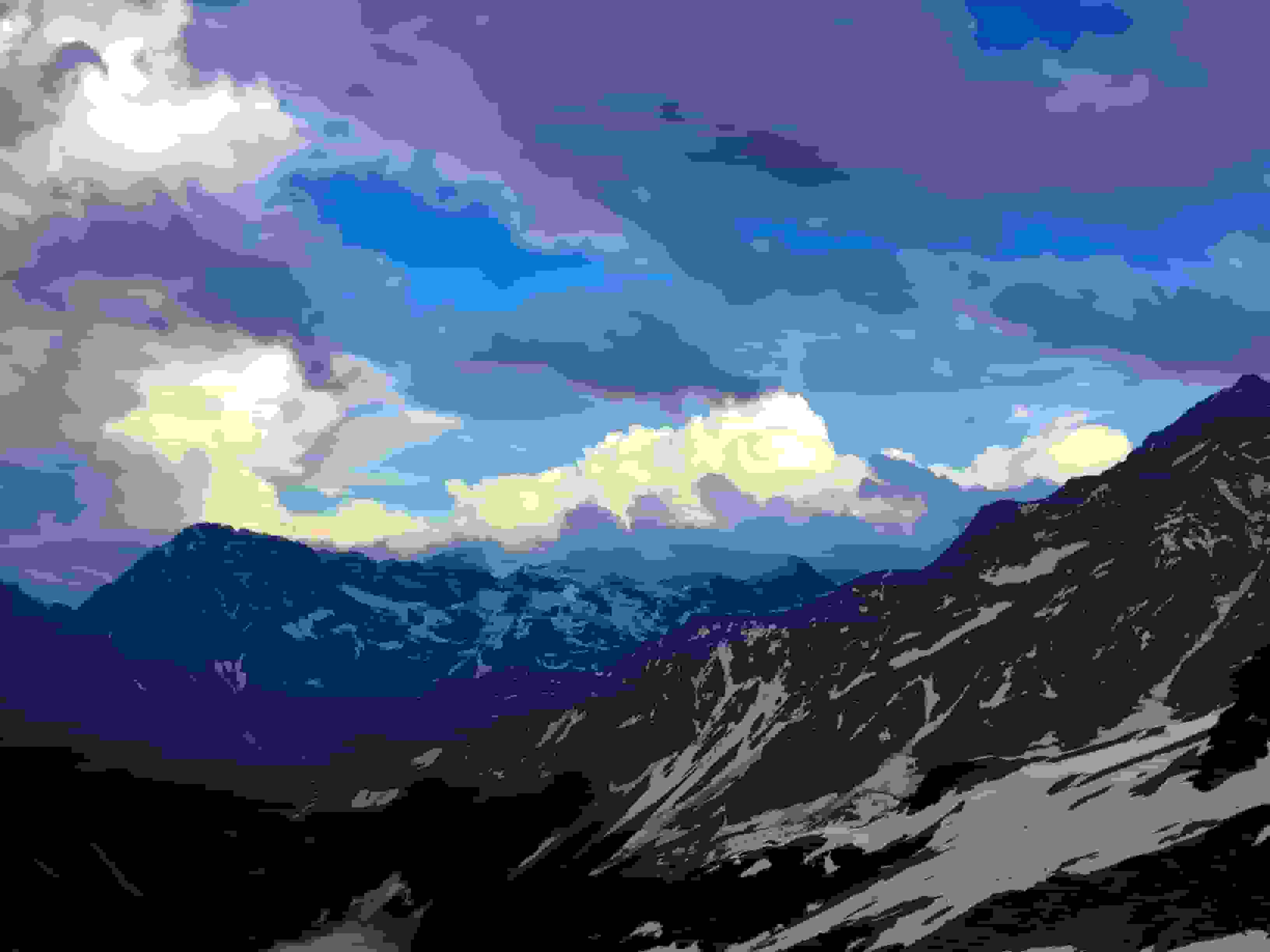 Mächtige Quellwolken über dem Gauligebiet