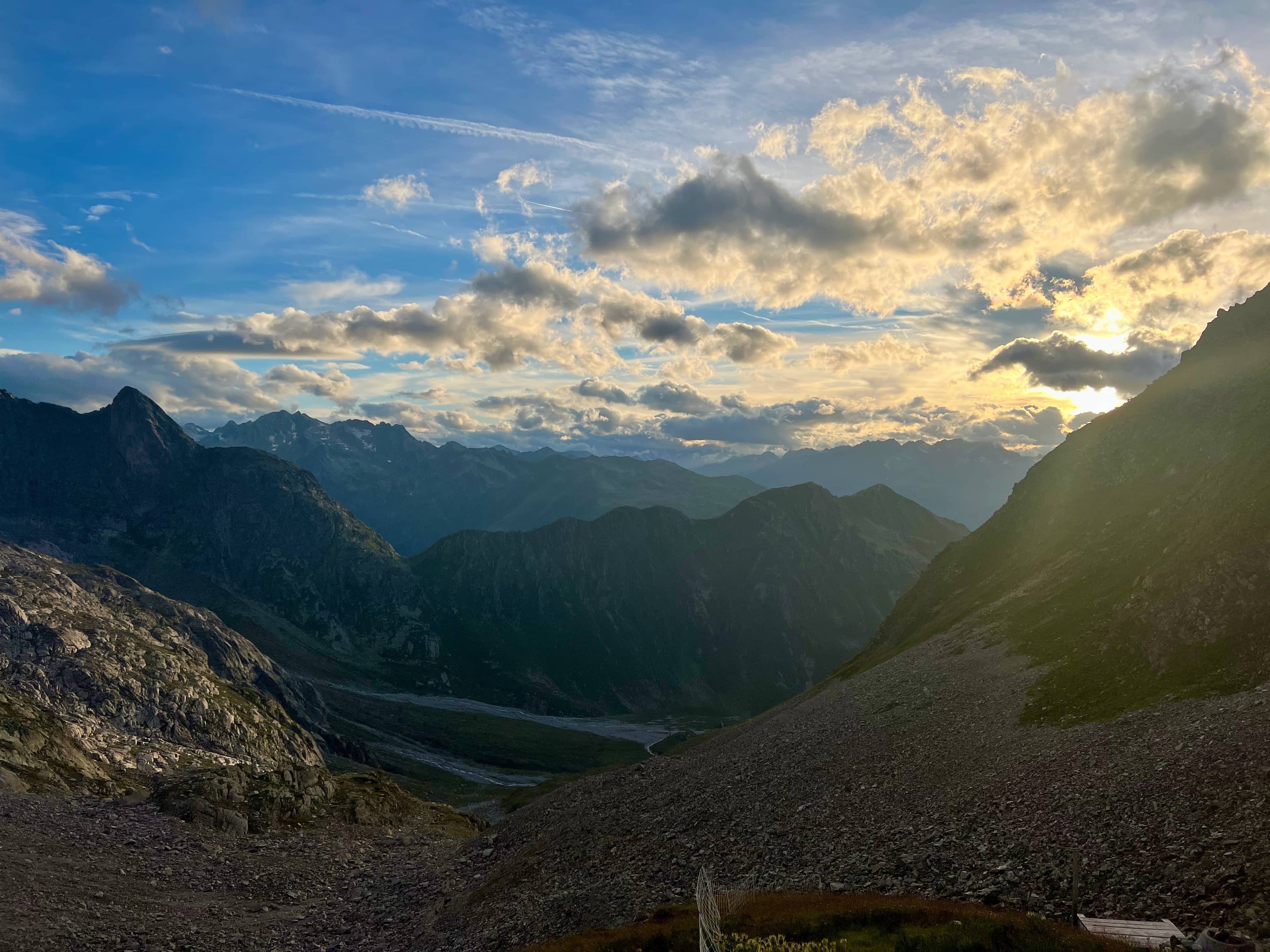 Abendstimmung auf der Camona da Medel