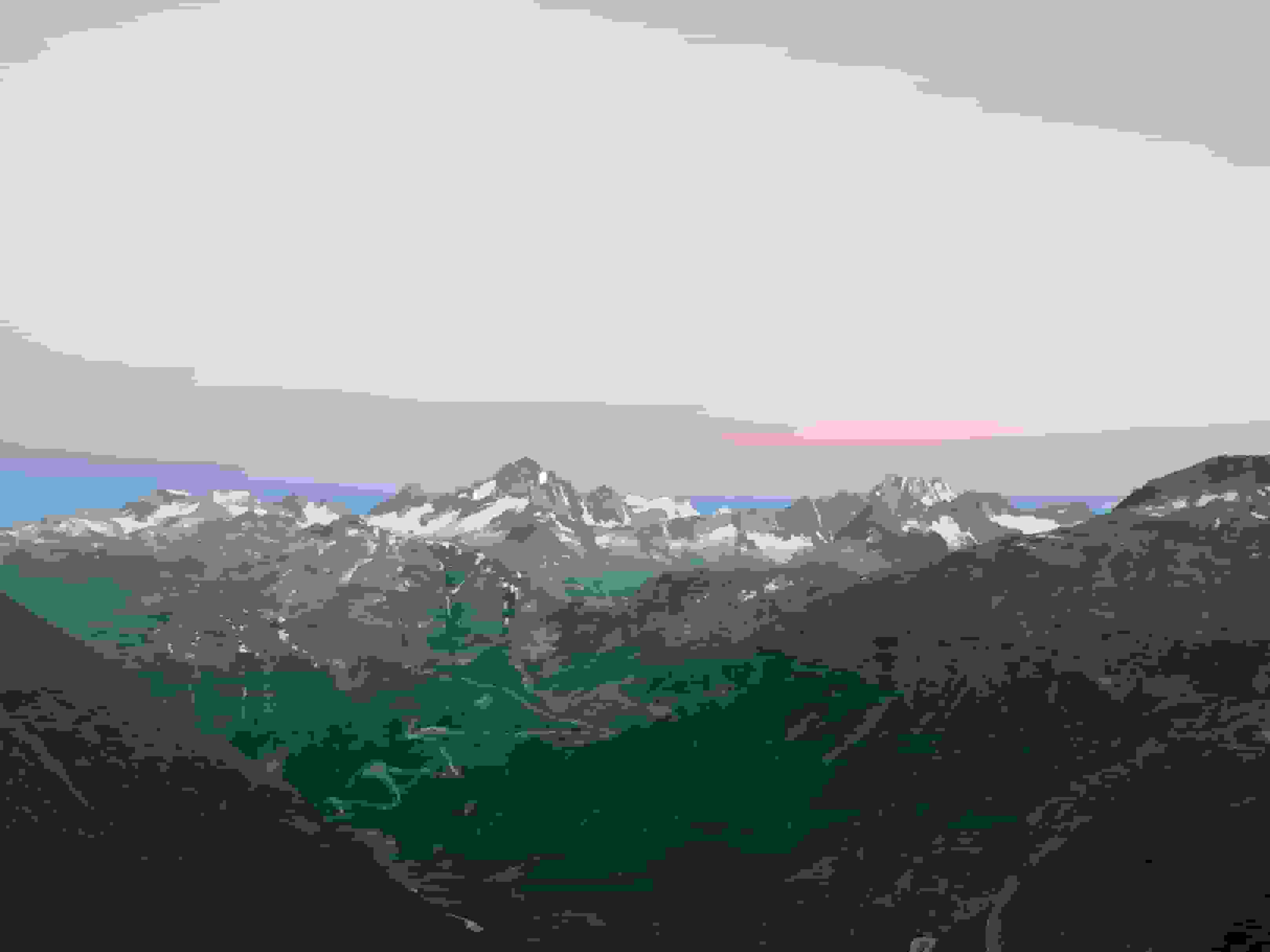 Tolle Blicke vom Furkapass zum Finsteraarhorn