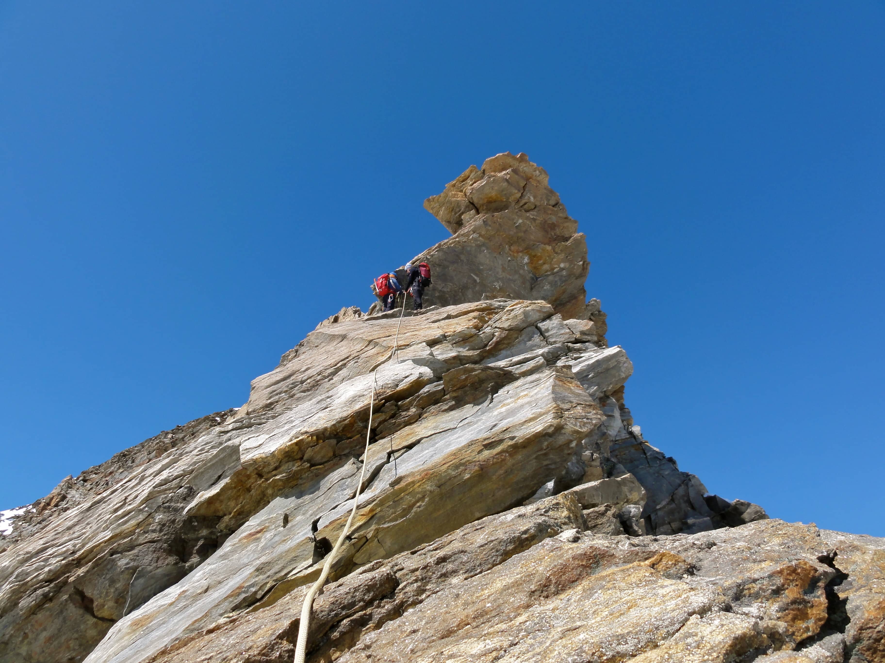 Abklettern von der Vicentpyramide zum Giordanispitz