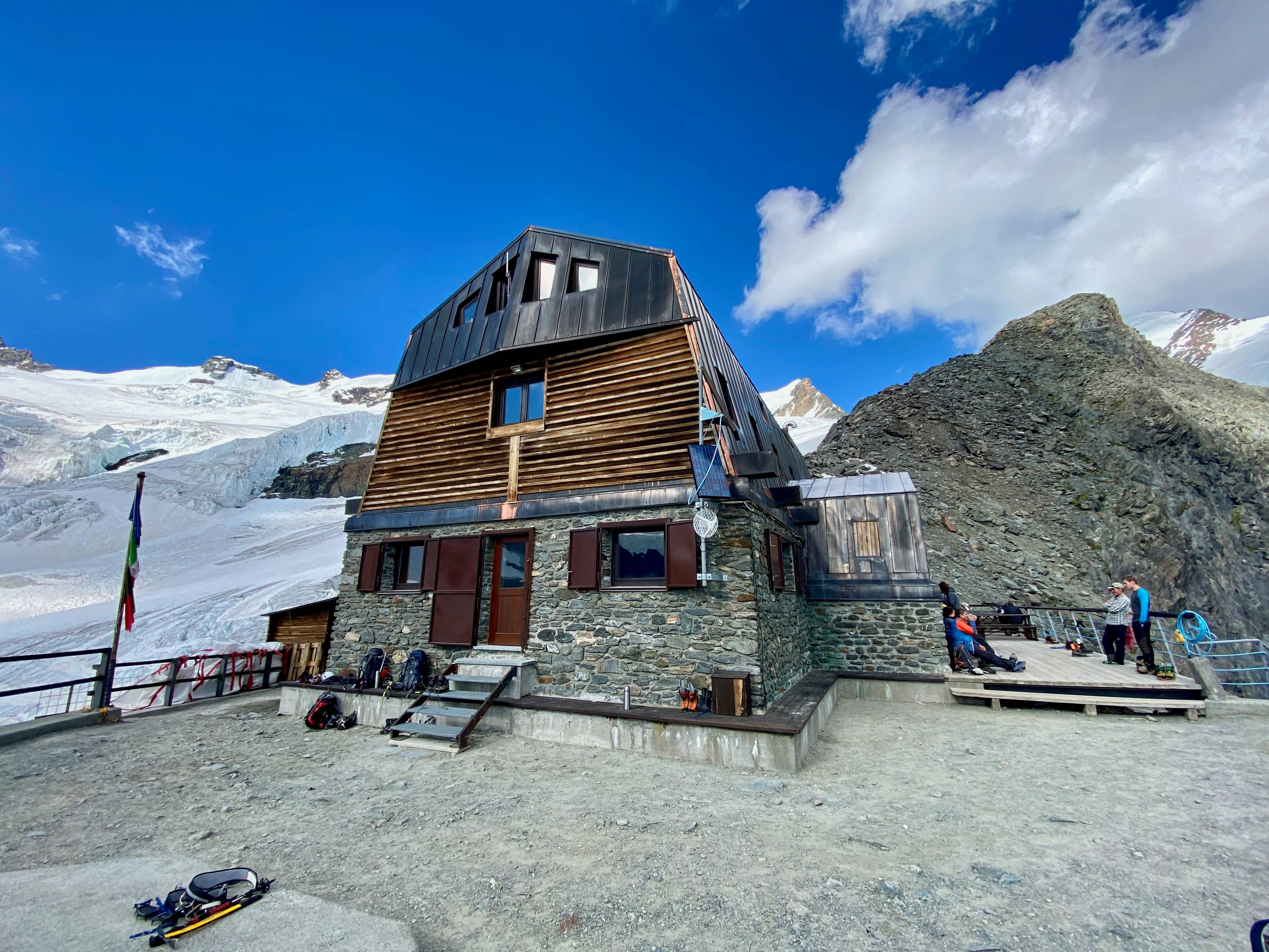 Rifugio Guide d'Ayas