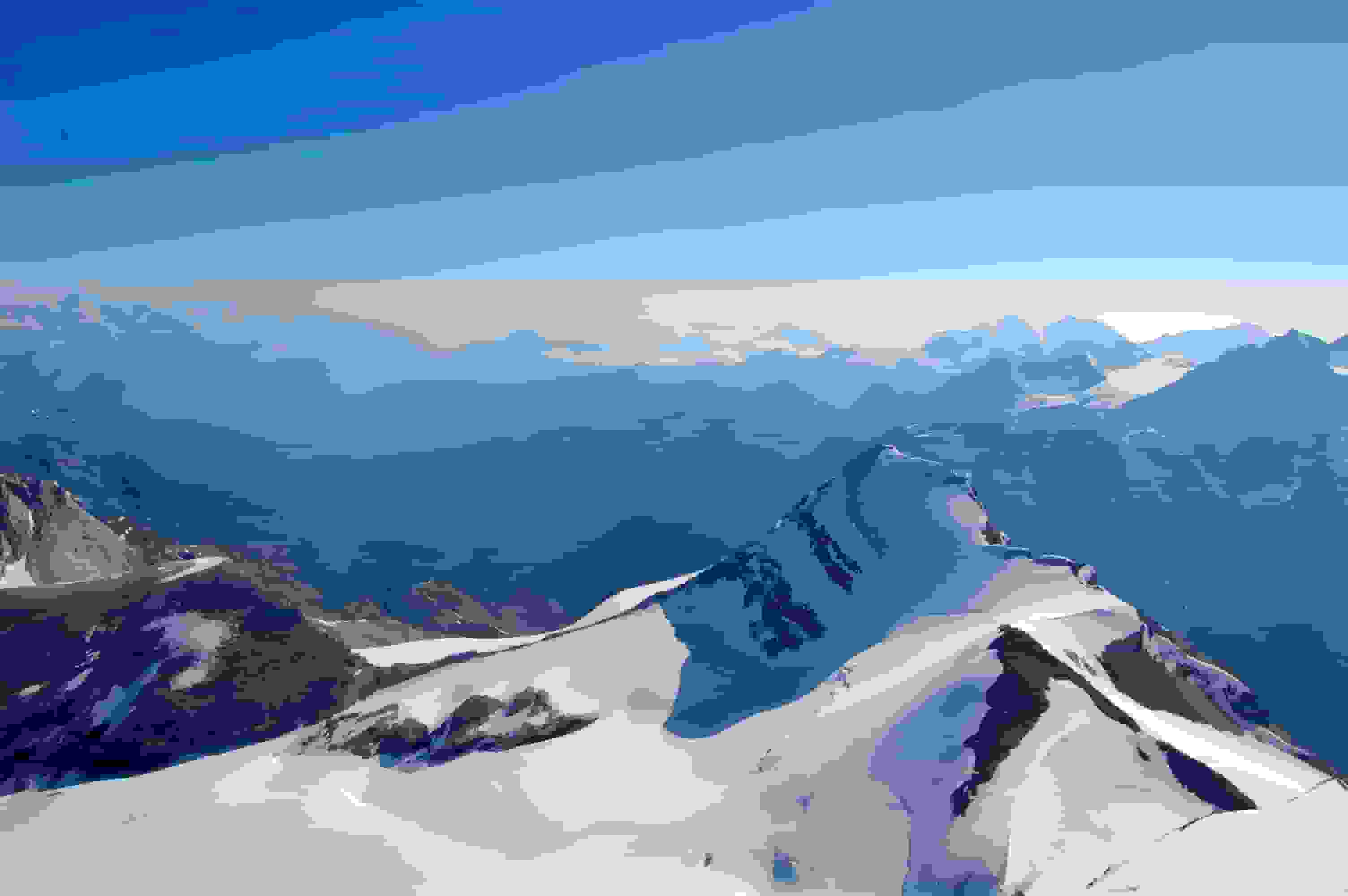 Blick von der Pointe Burnaby zum Brunegghorn und nach Stalden