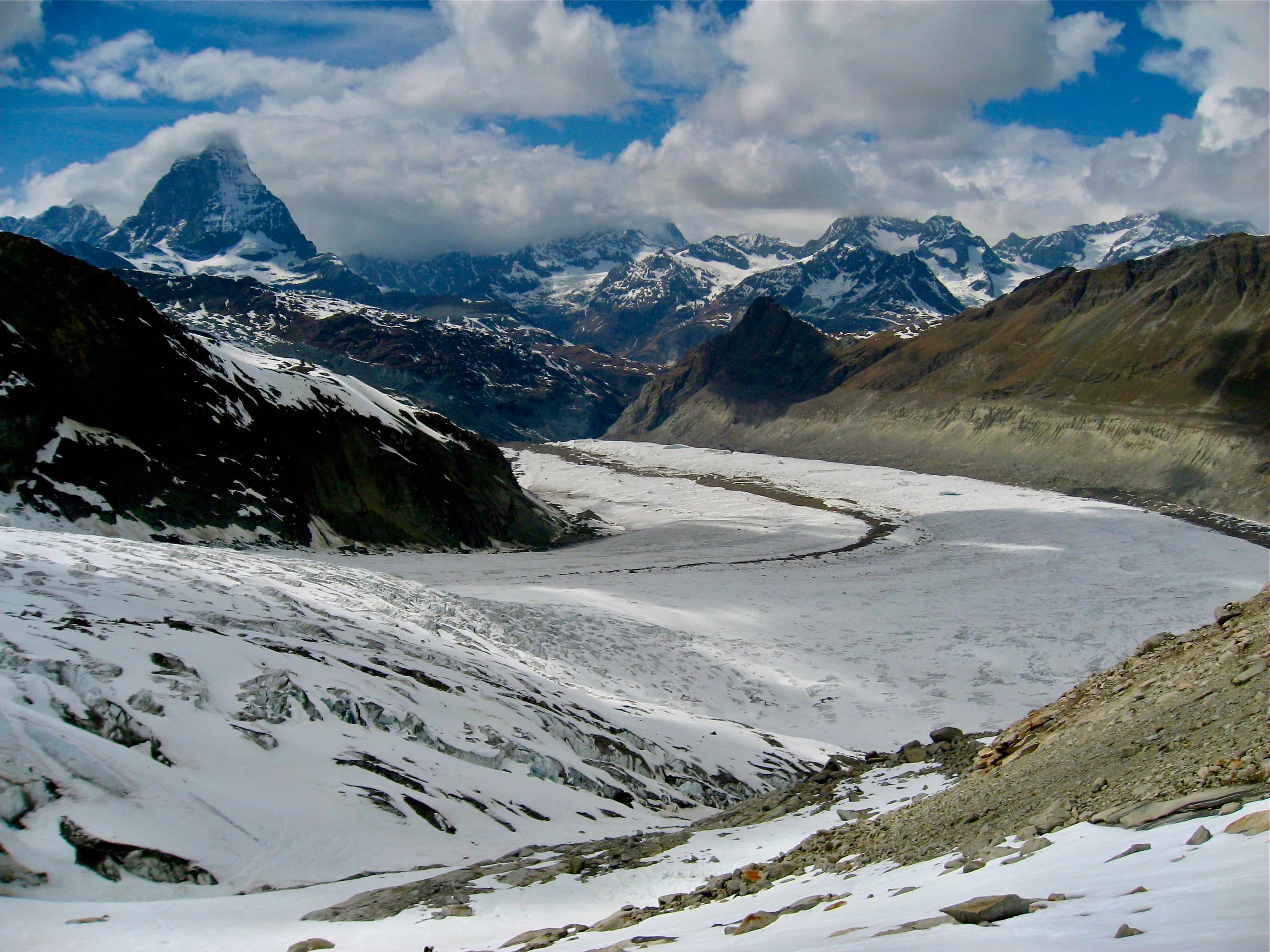 Blick über den Grenzgletscher, mit dem Matterhorn