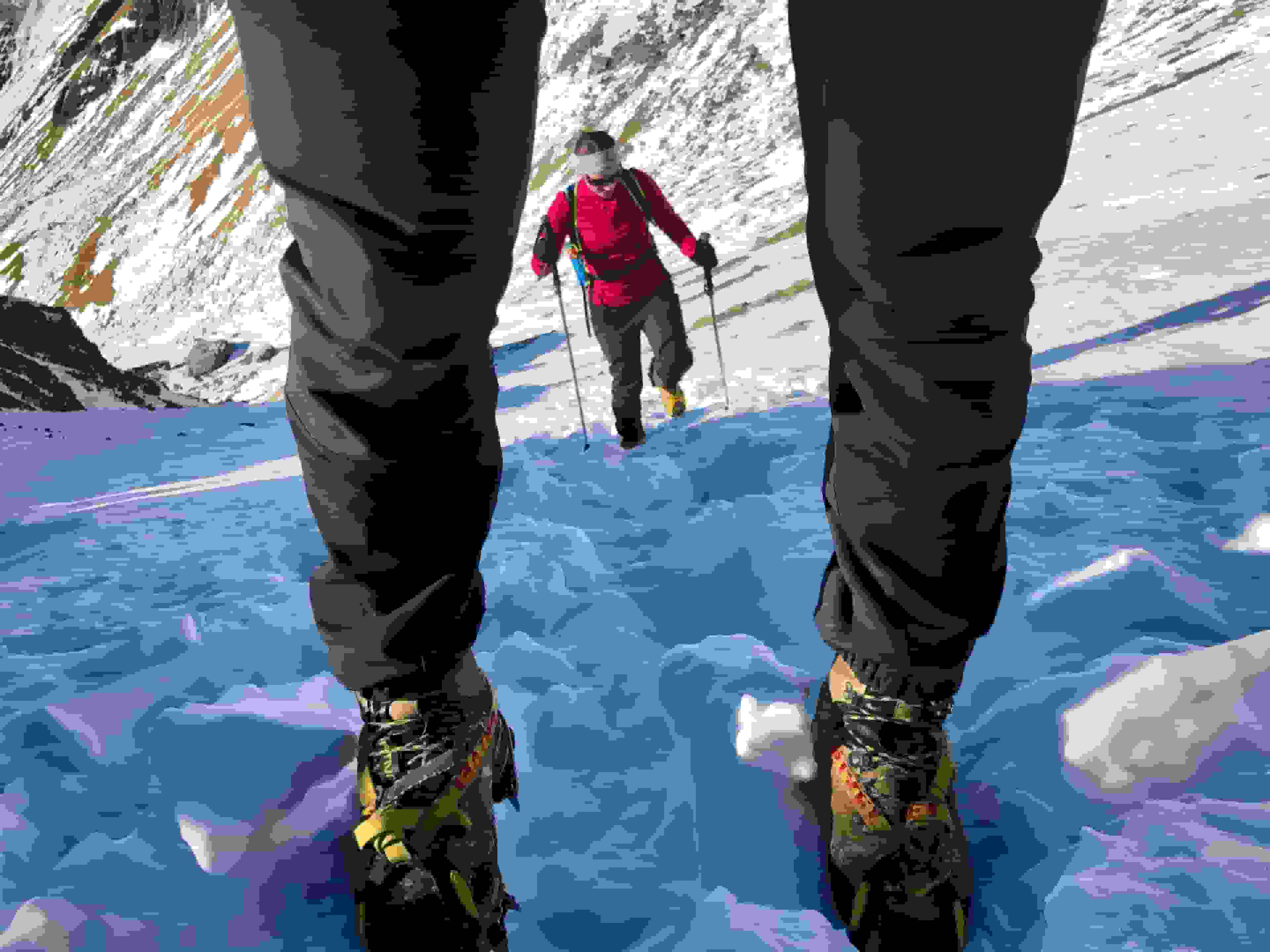 Angenehmer Aufstieg durch die Grossi Chrinne dank Steigeisen