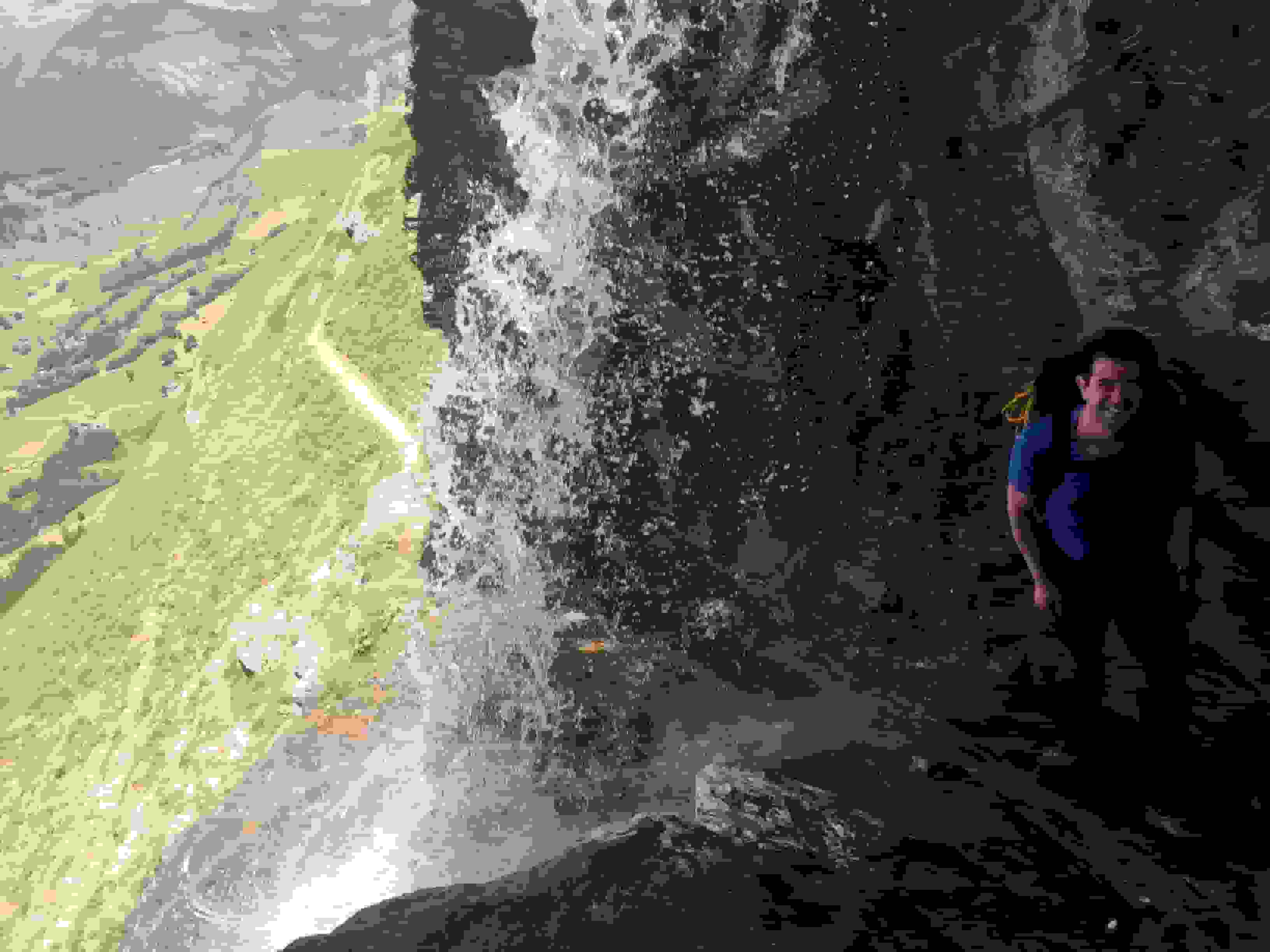 Der obligate Durchschlupf beim Wasserfall