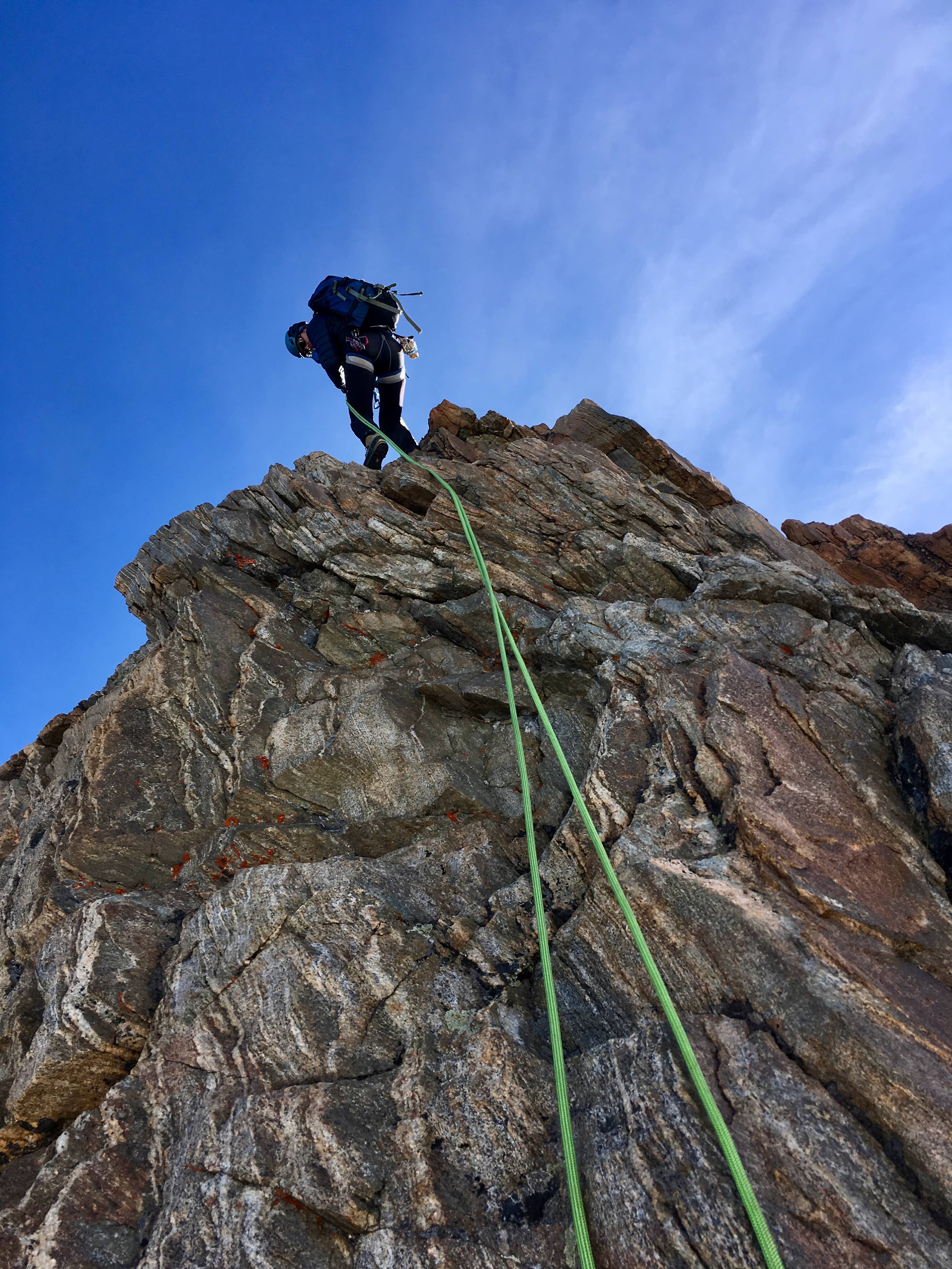 In einer der ca. 20 Abseillängen (Foto: Danny)