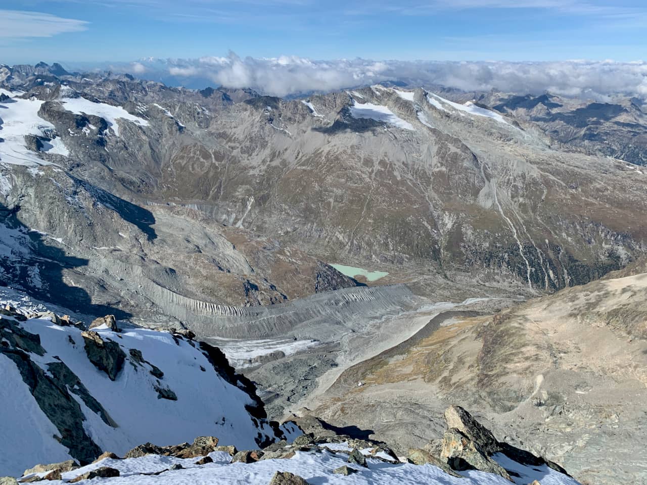 Hinunter zum Vadret da Tschierva und zur Hütte