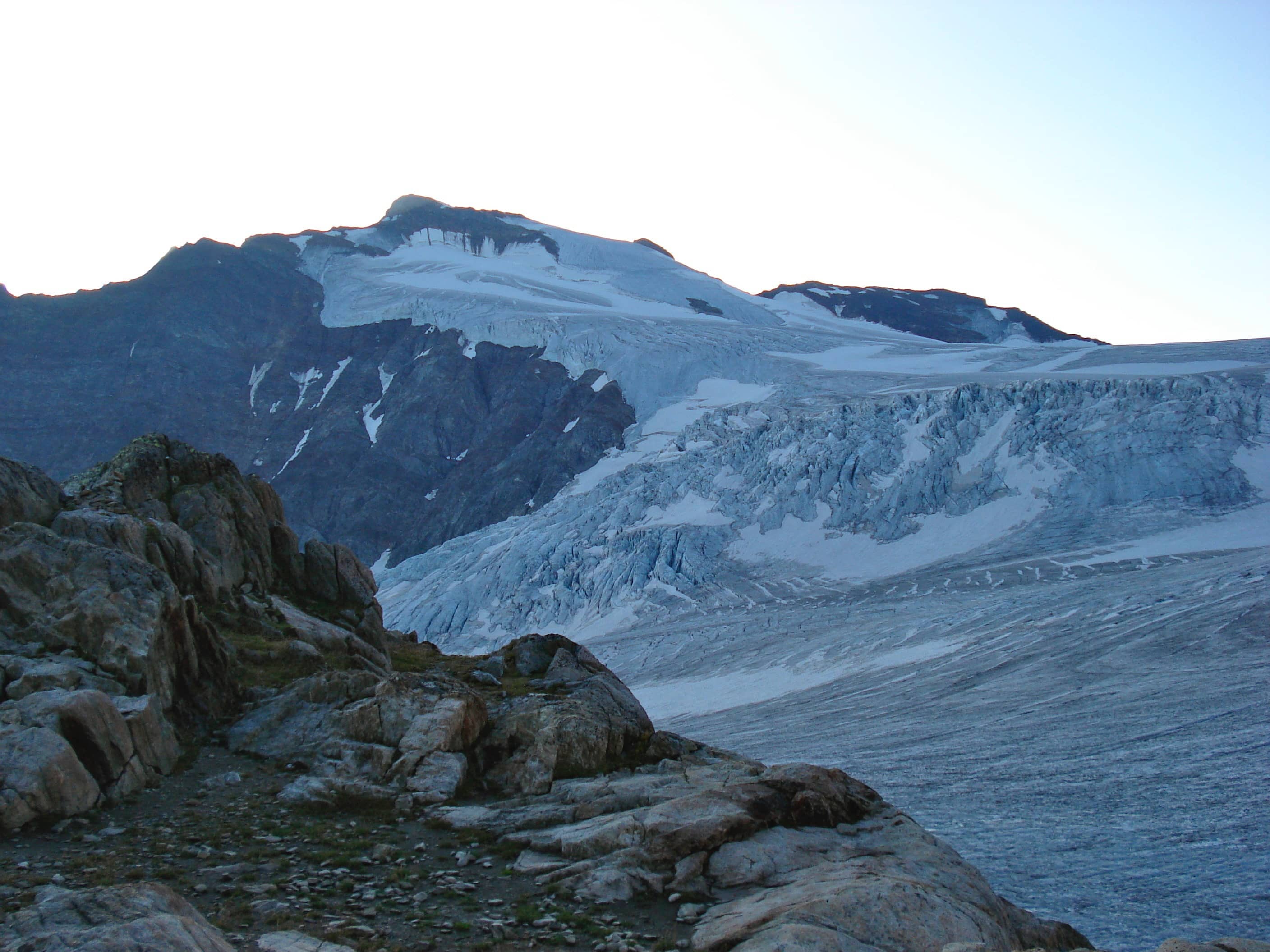 Blick von der Tierberglihütte zum Sustenhorn