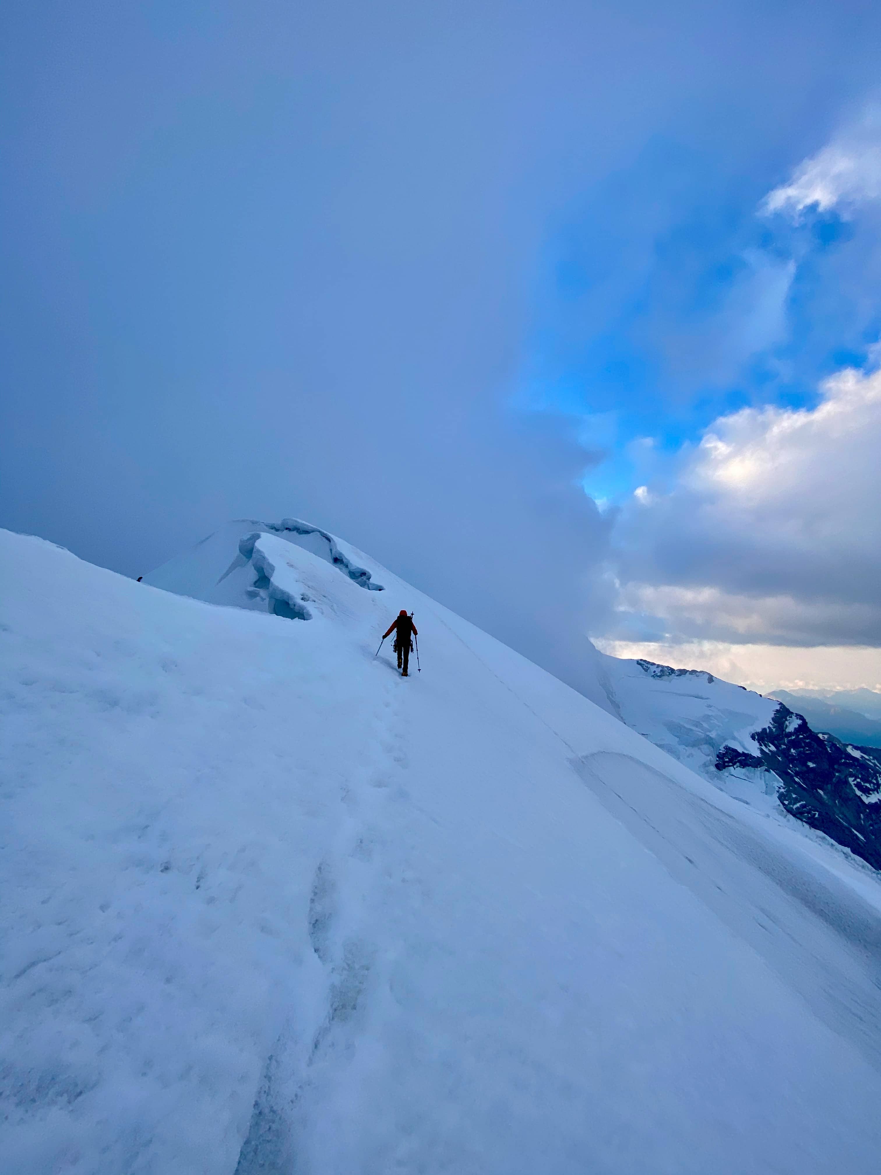 Auf den letzten Metern zum Gipfel der Roccia Nera