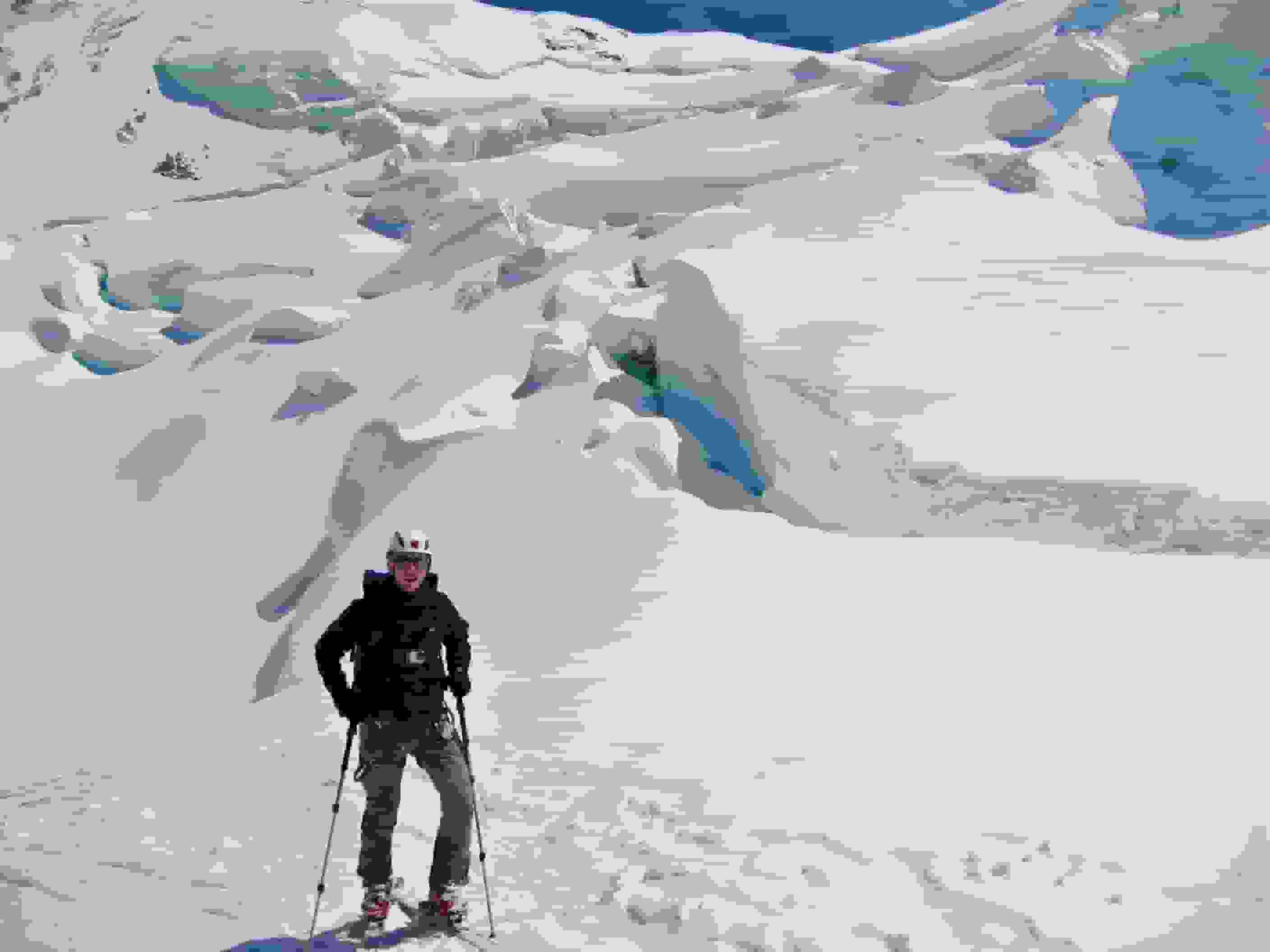 Kurze Pause bei der Abfahrt über den Gletscher