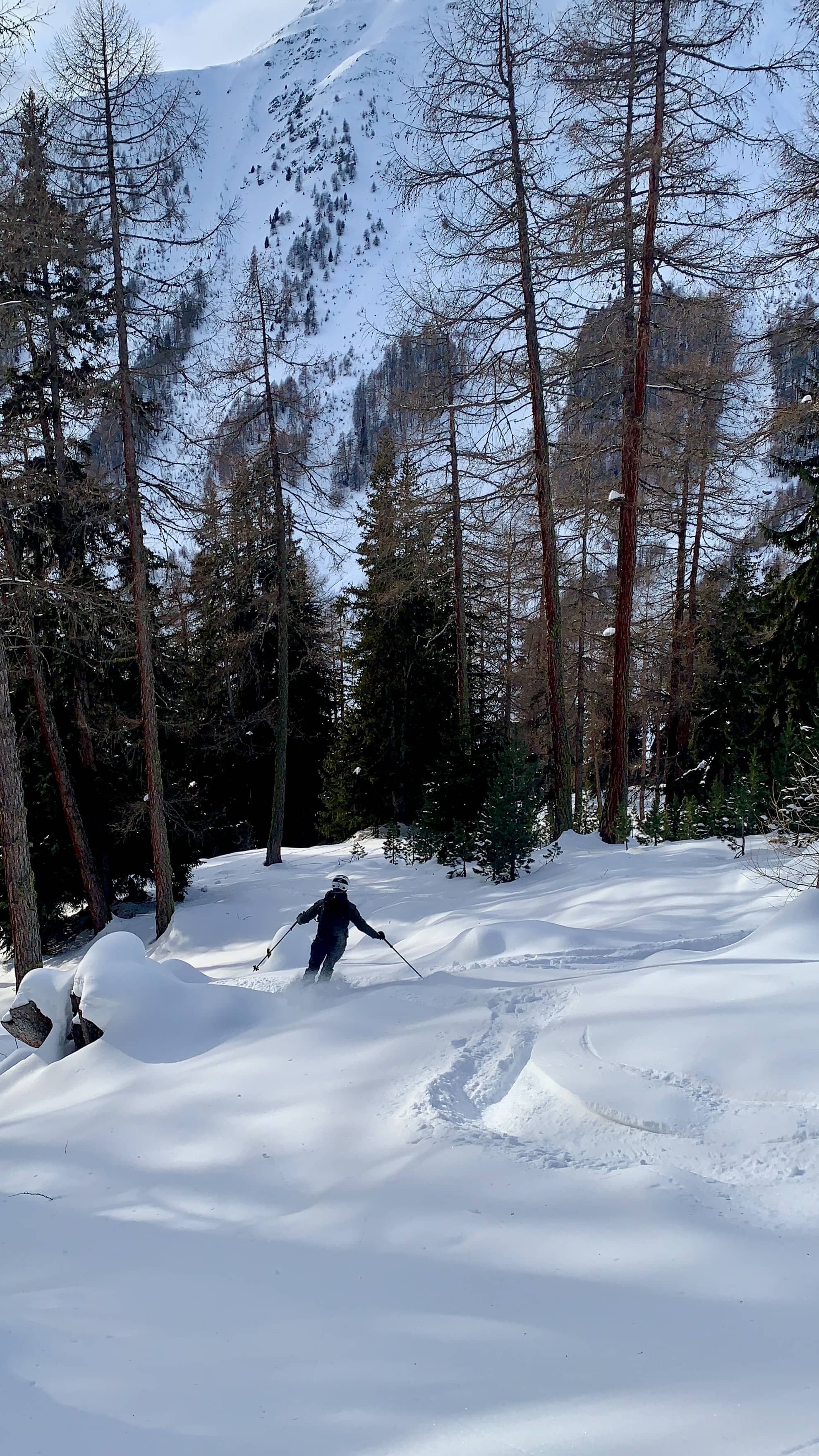 Abfahrt durch Perlas