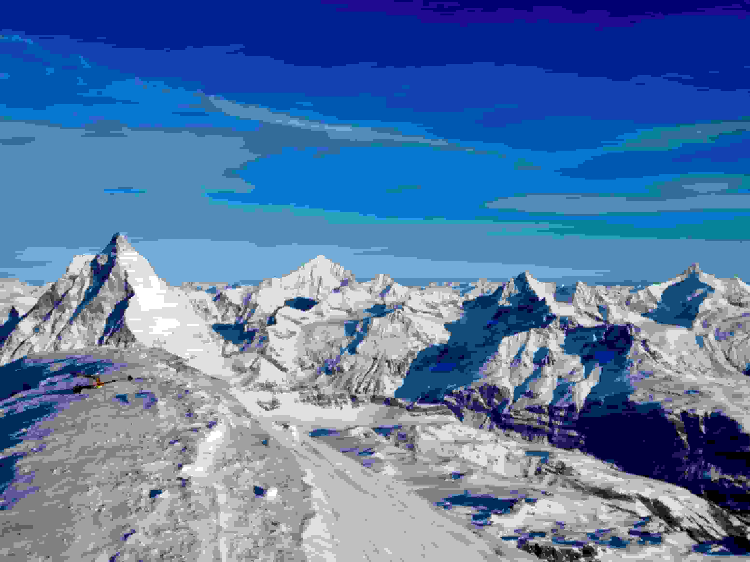 Alleine auf dem Breithorn. Tolle Aussicht!