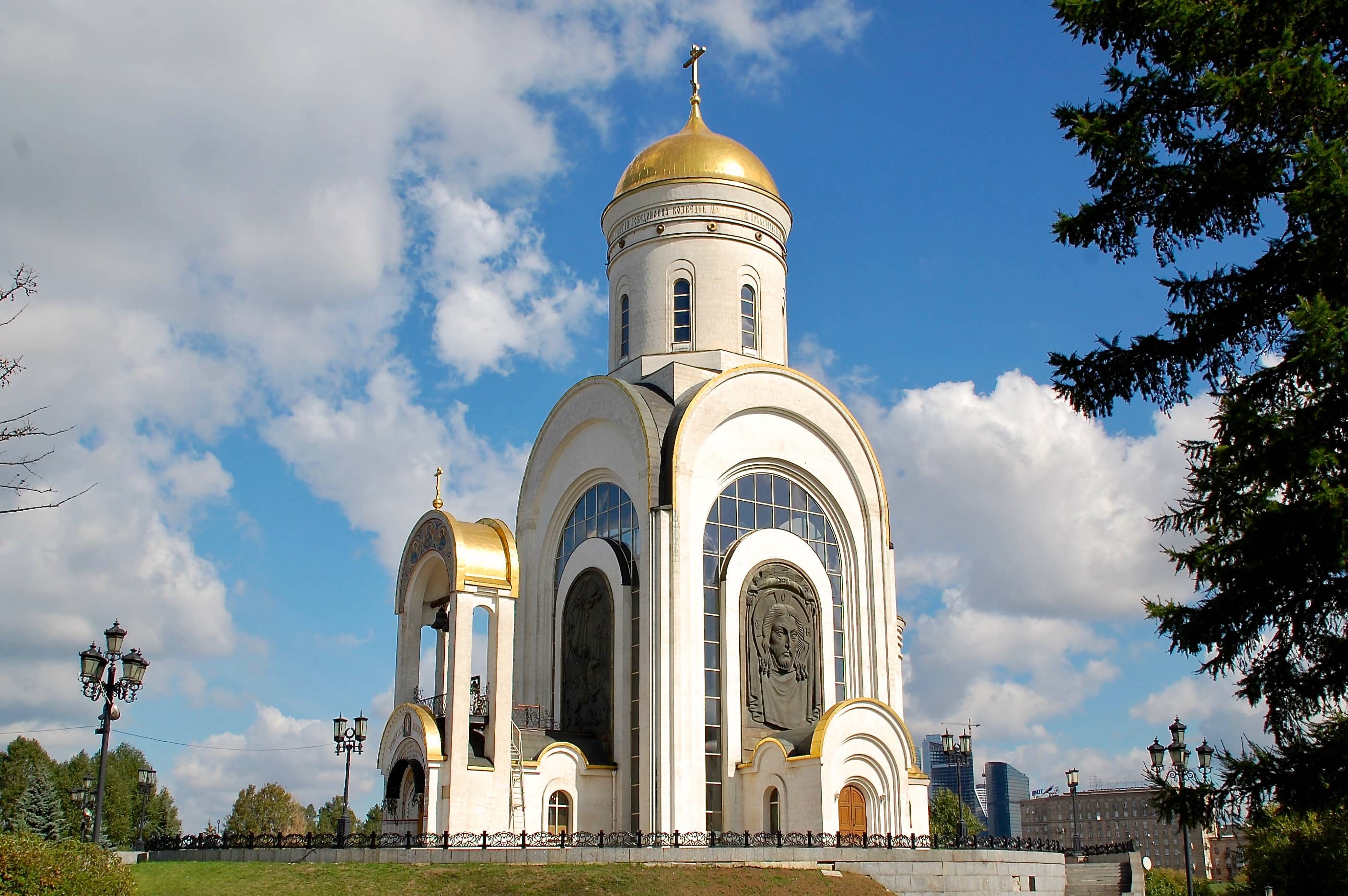 Kirche im Park Pobedy