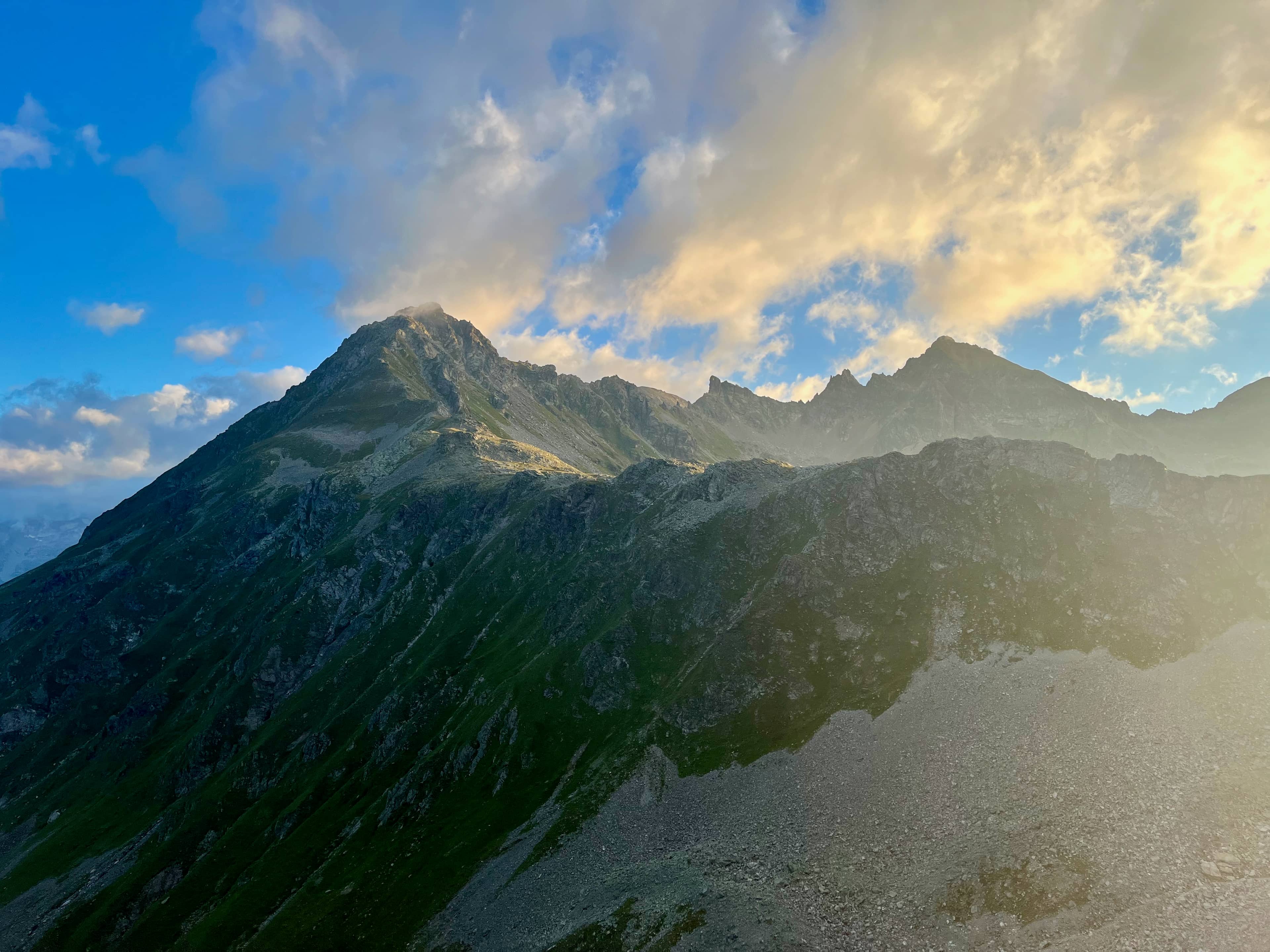 Piz Caschleglia im Morgenlicht