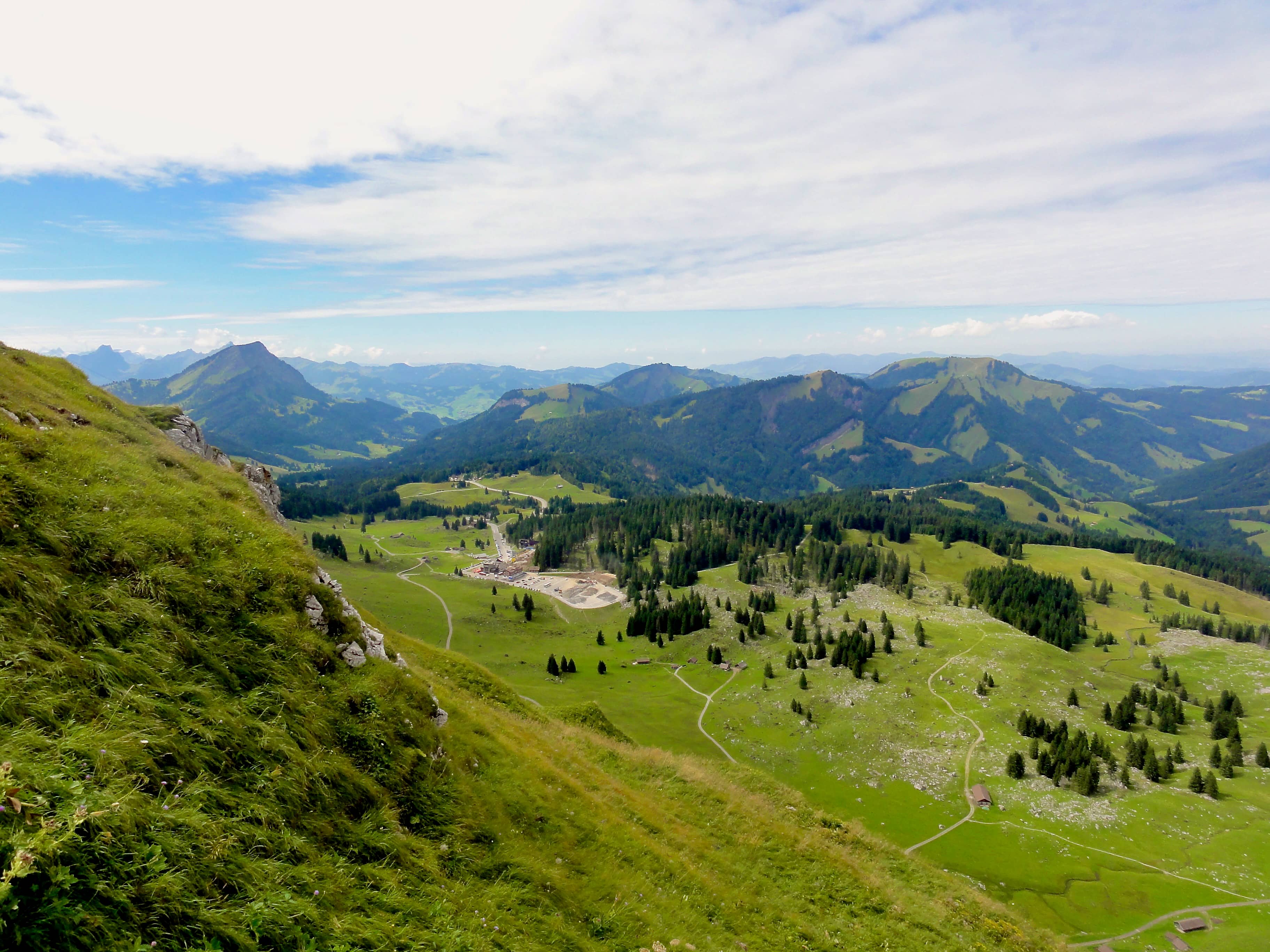 Blick von der Chammhalden zur Schwägalp, wo wacker gebaut wird