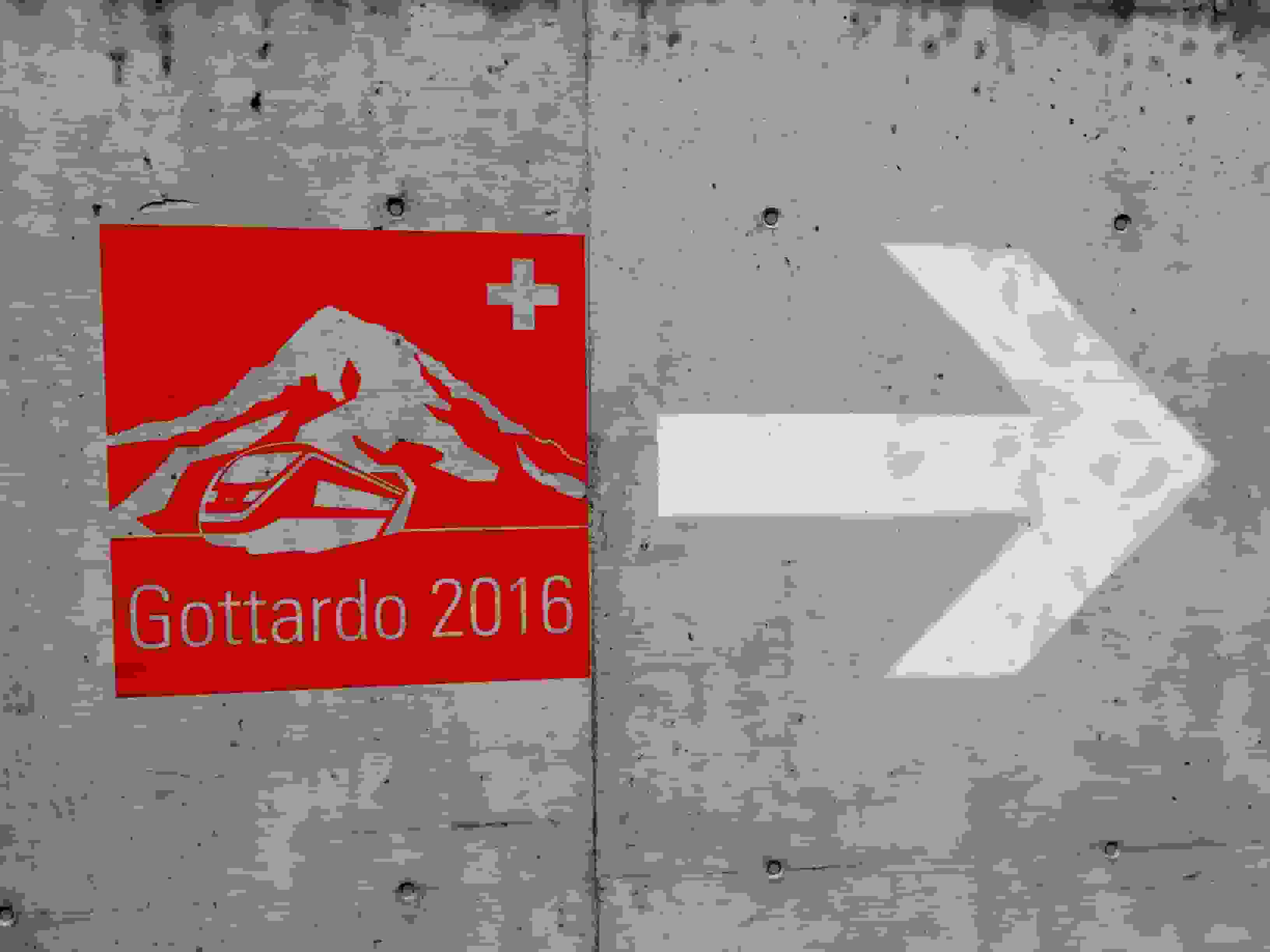Signet der Einweihungsfeier des neuen Gotthard-Basistunnels