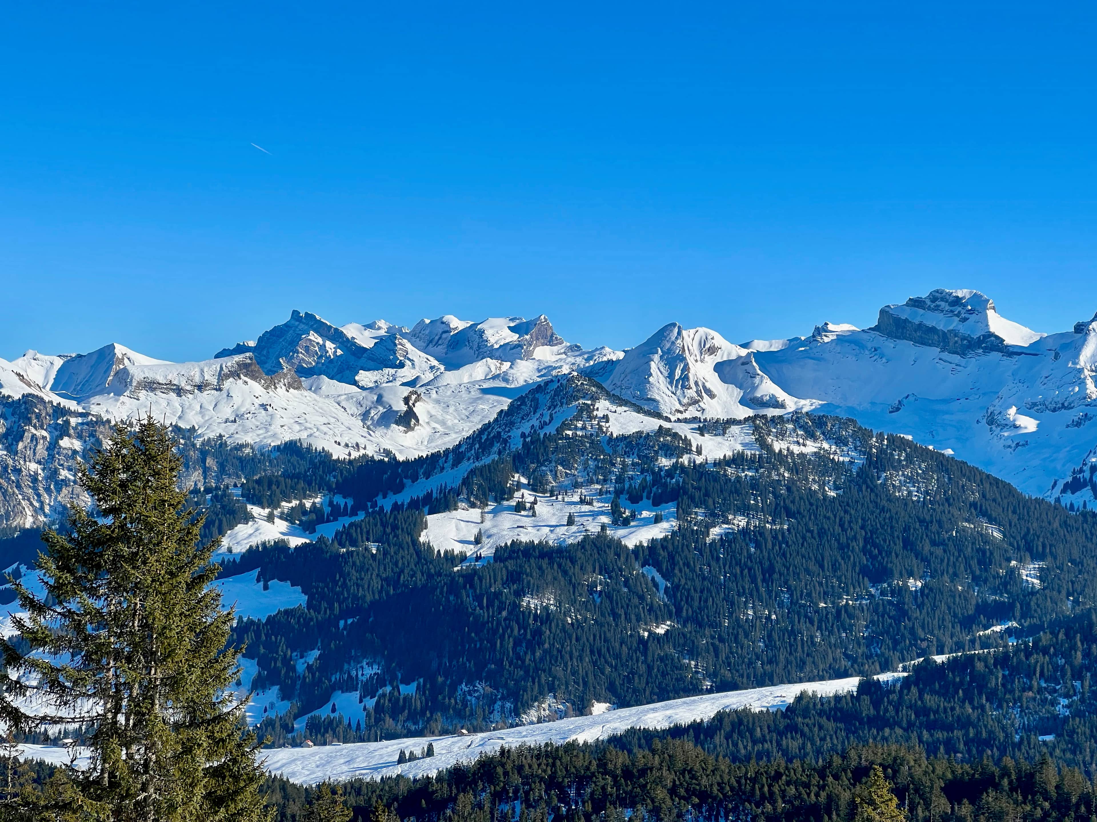 Blick hinüber, bis zum Glärnisch
