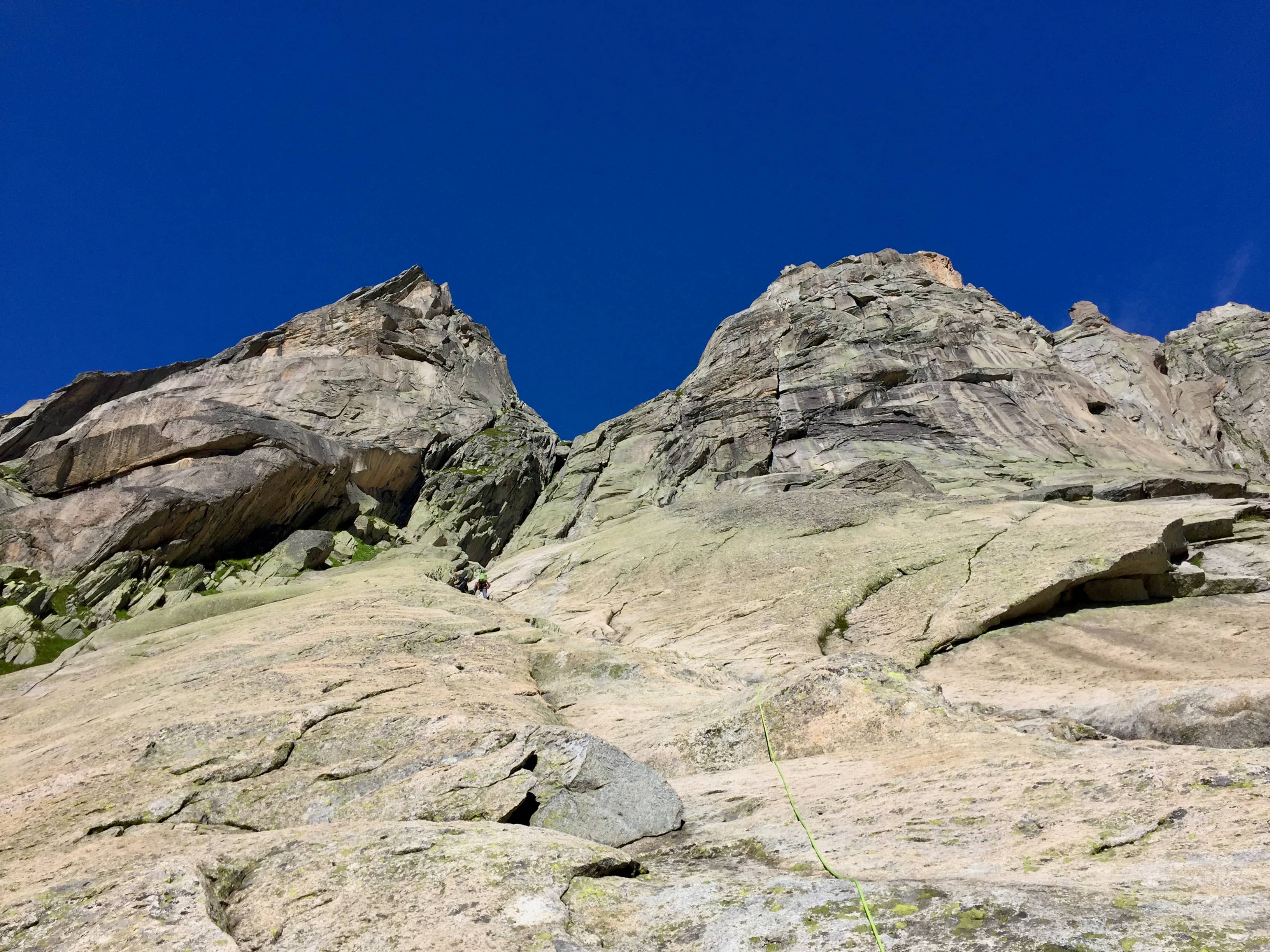 Aufstieg über Platten