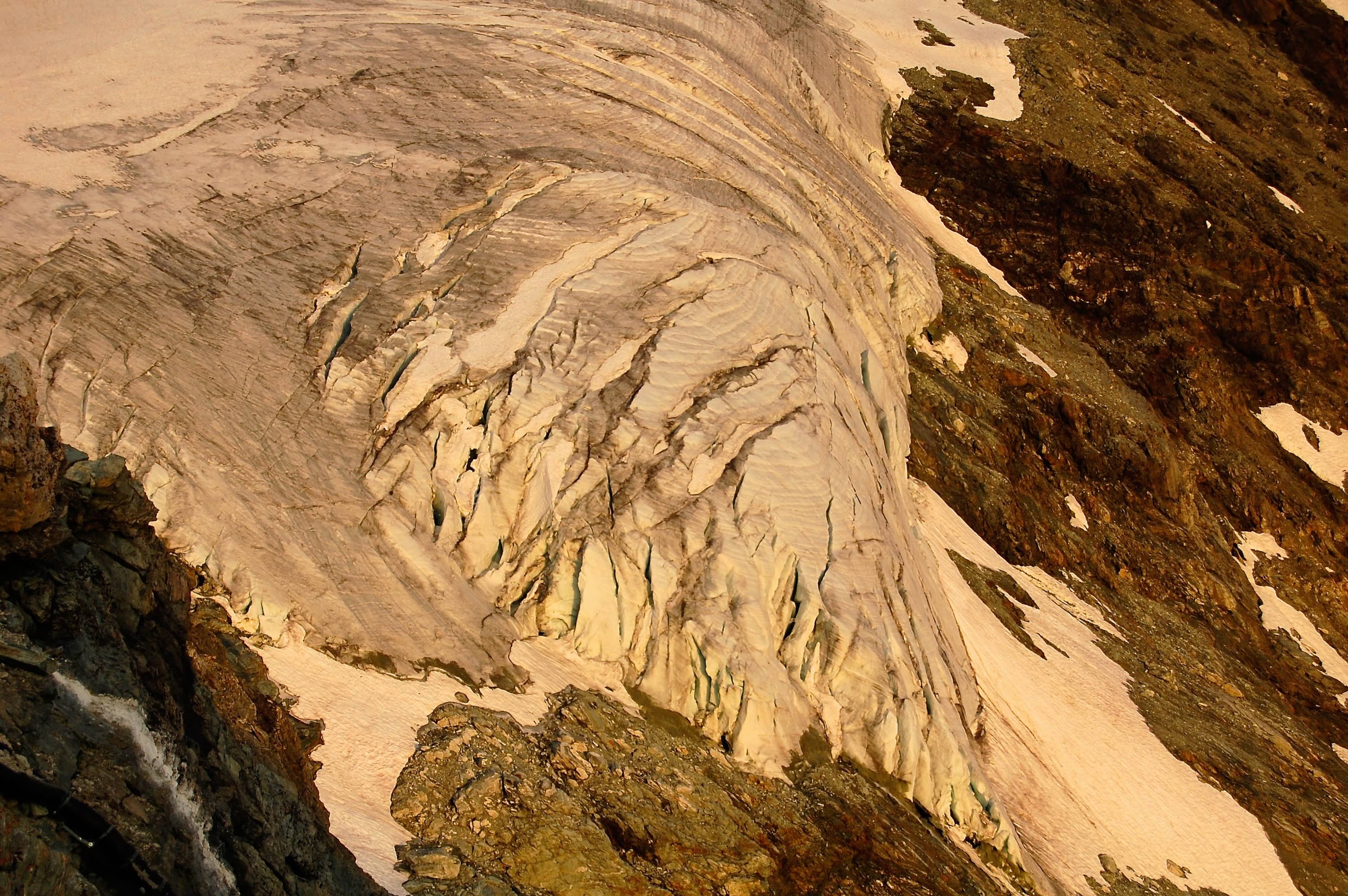 Ein Detail des Turtmanngletschers