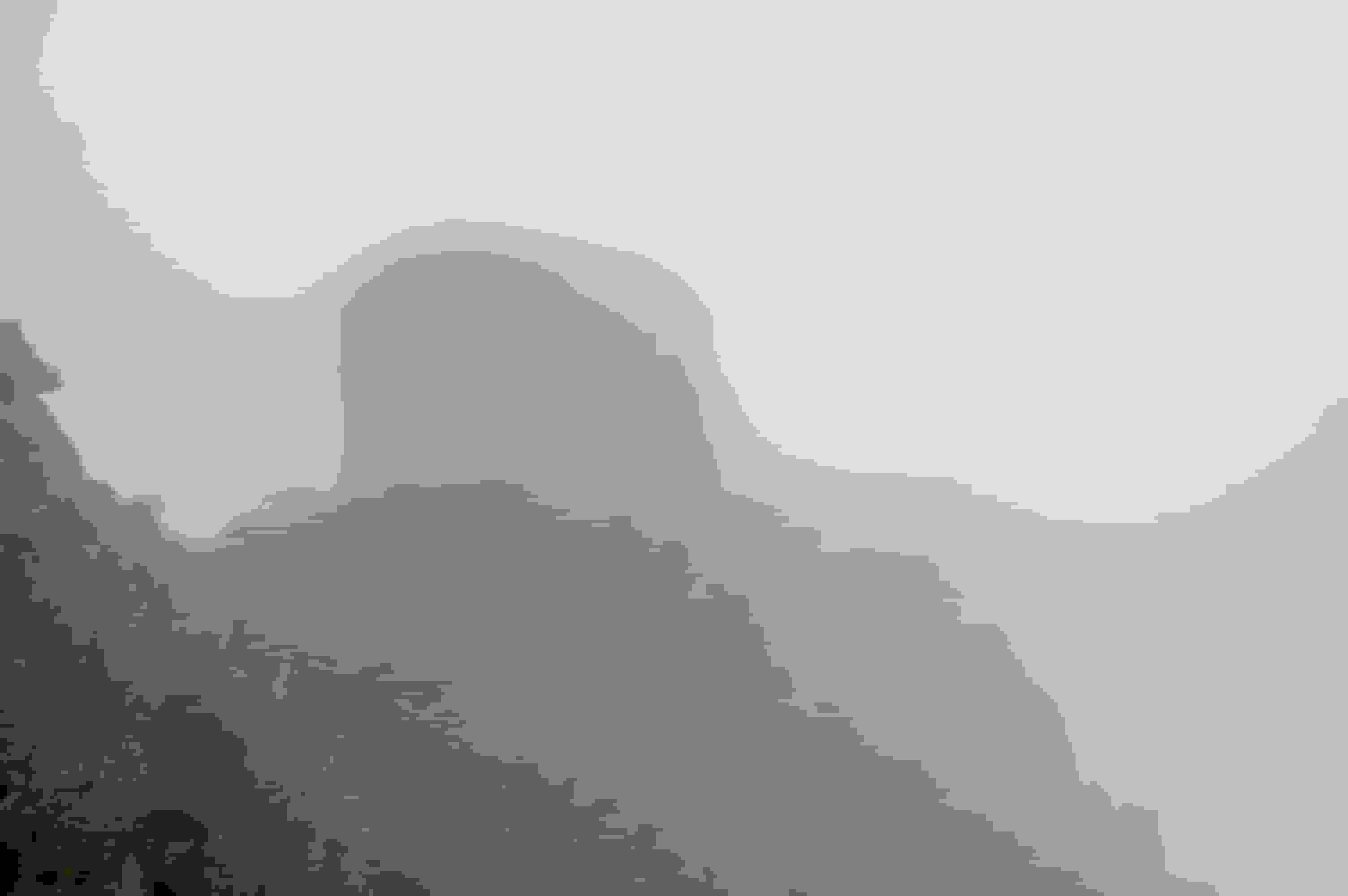 Endlich: Das Biv. Varese taucht im Nebel auf