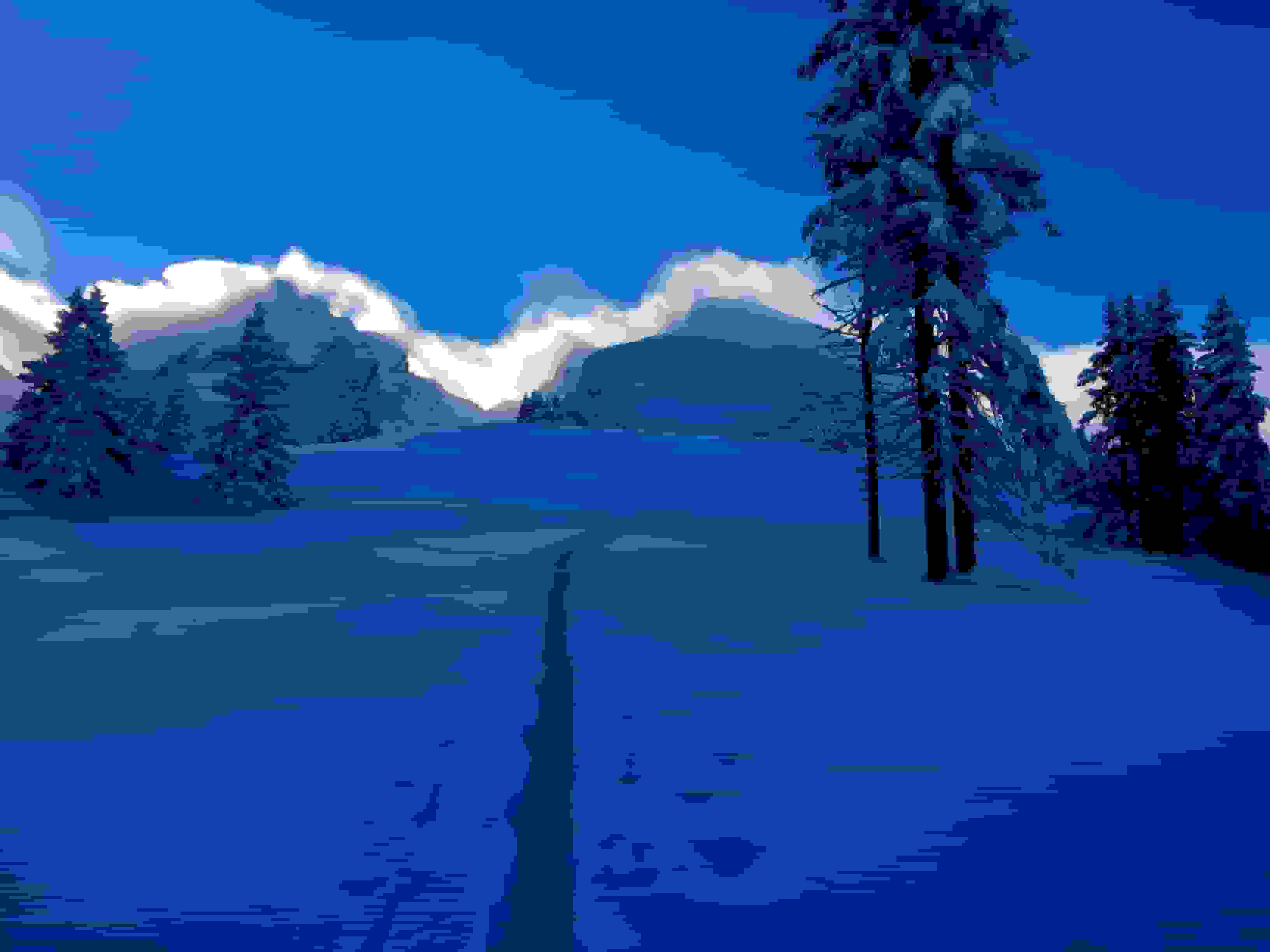 Wolkenfetzen am Selun