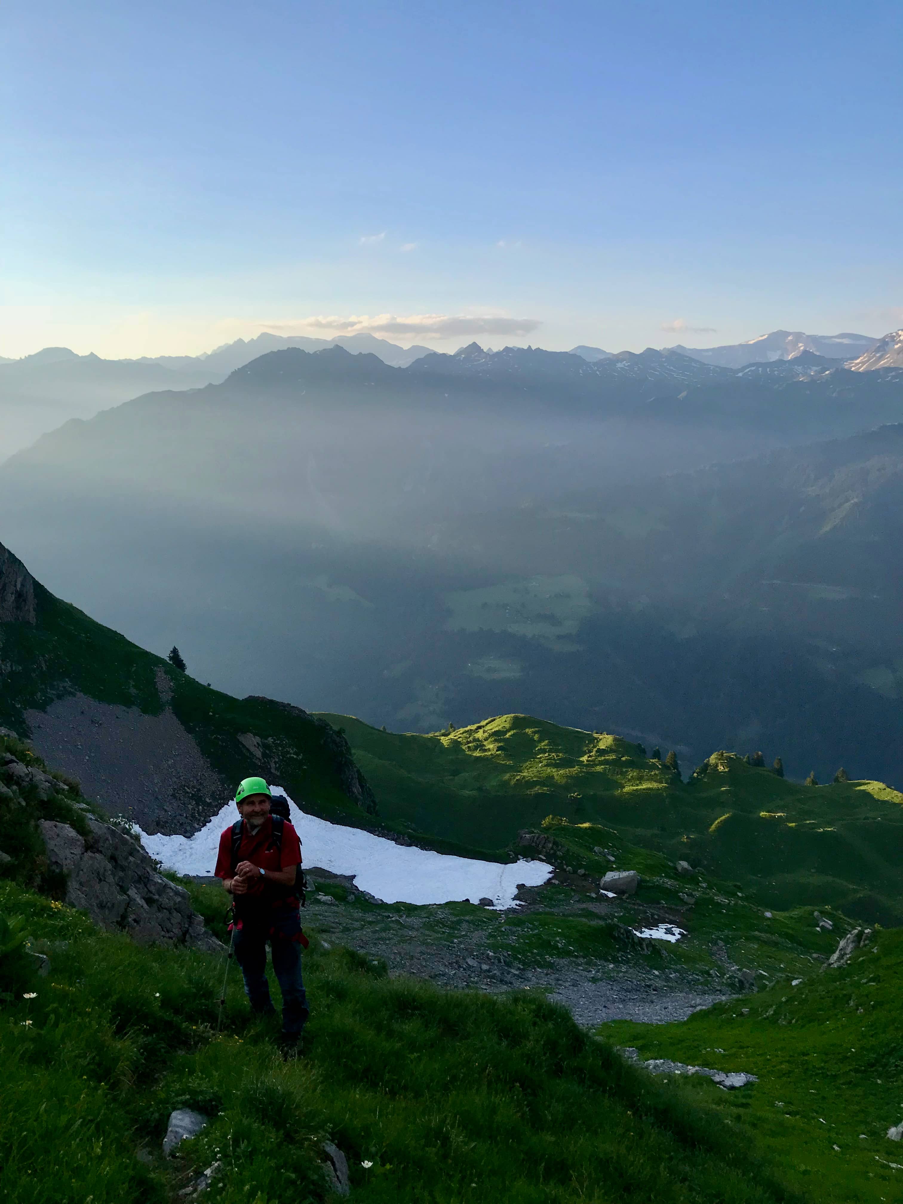 Meist gute Wegspuren führen uns nach oben
