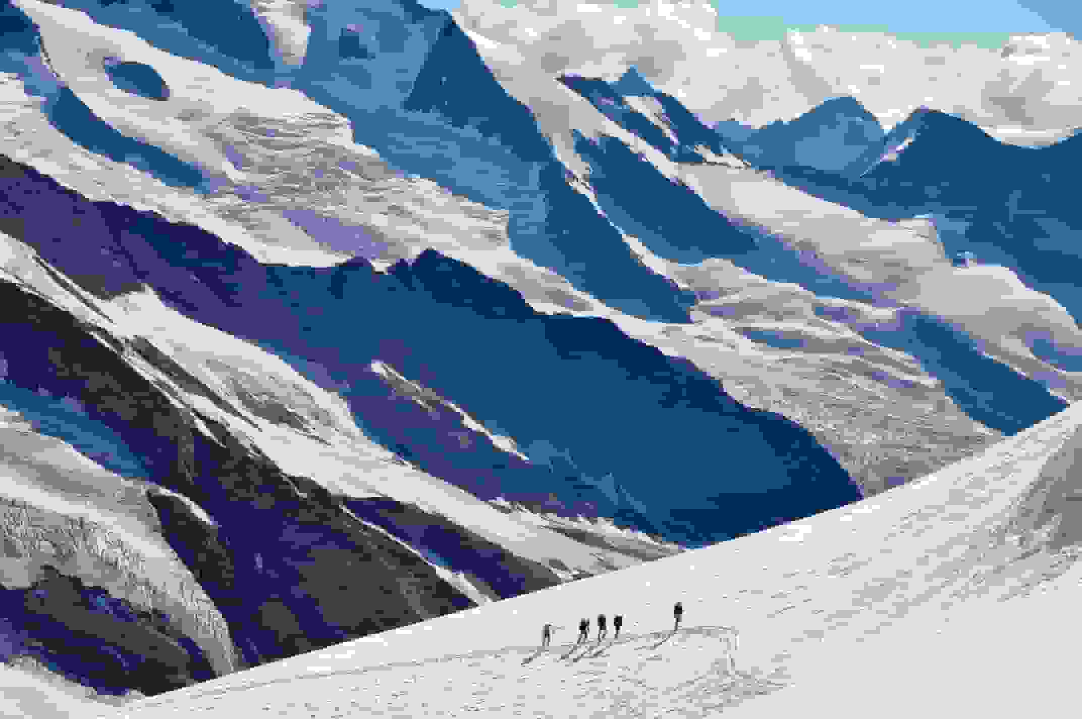 Noch immer sind Bergsteiger im Aufstieg zur Jungfrau