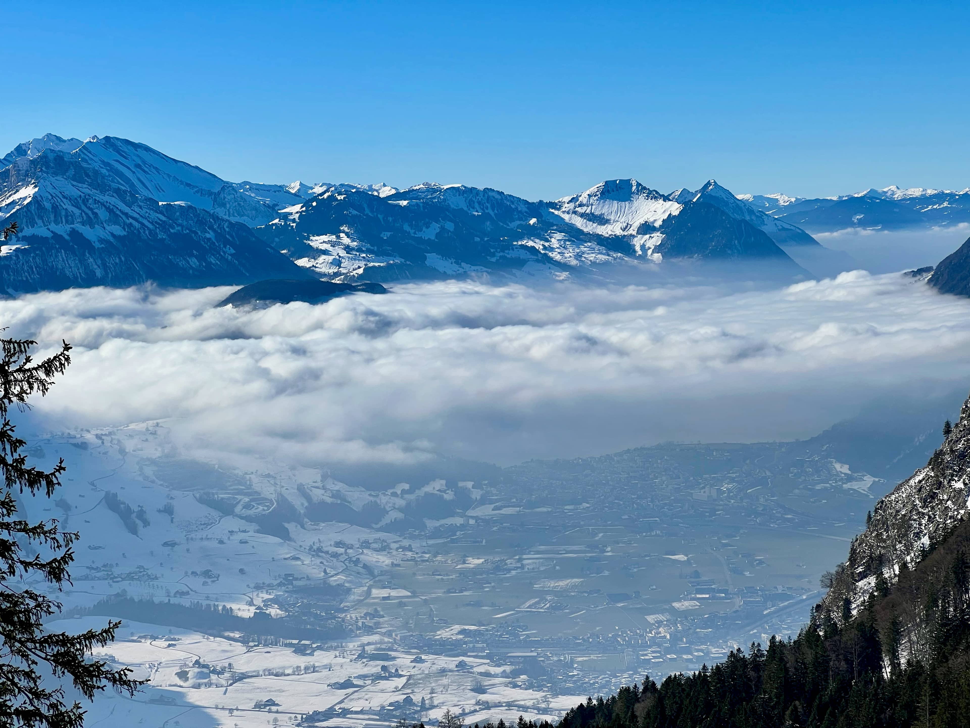 Blick über Ibach nach Brunnen