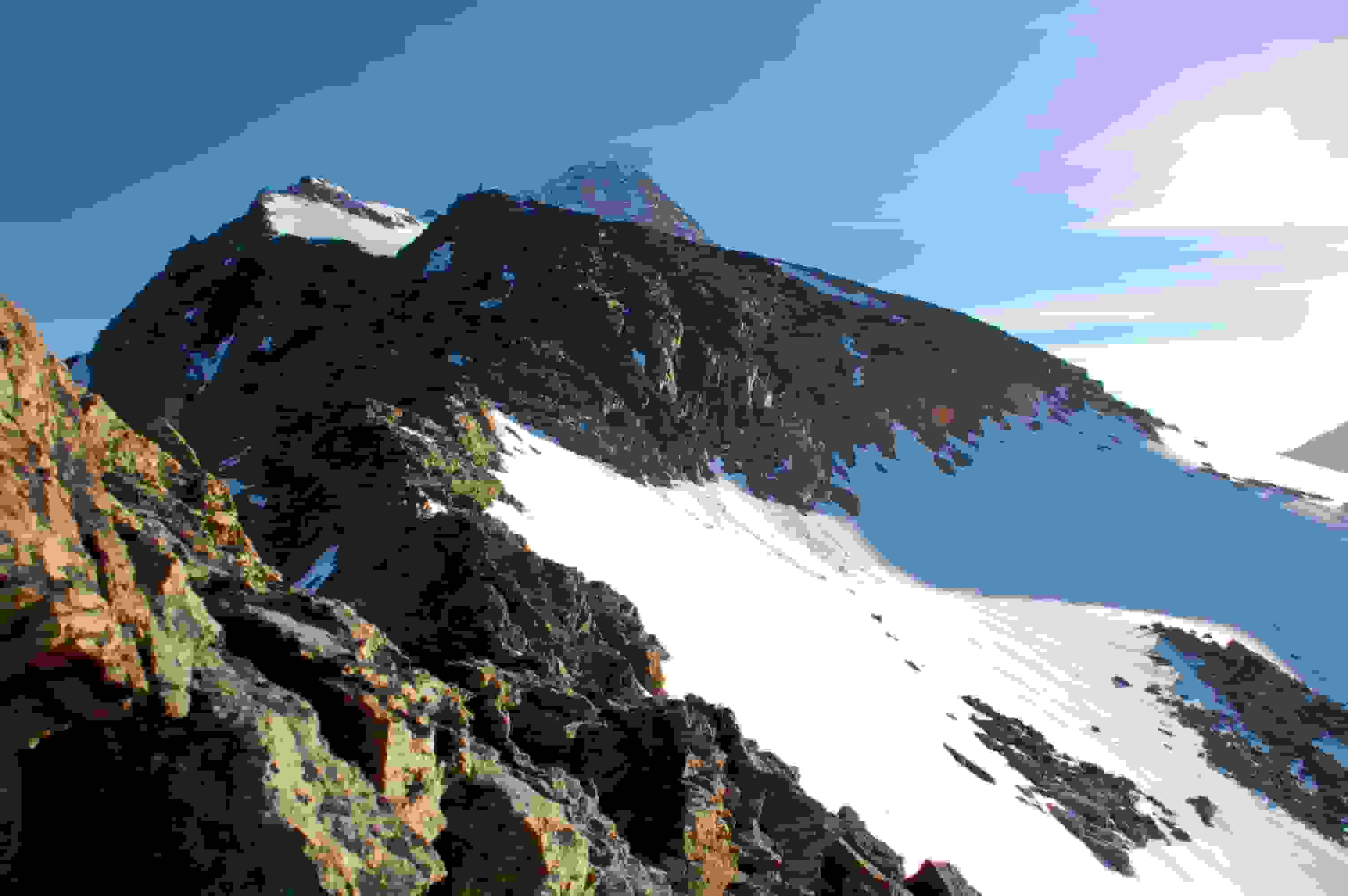 Blick zum P.3470 (Steinmann); dahinter der Gipfel der La Ruinette