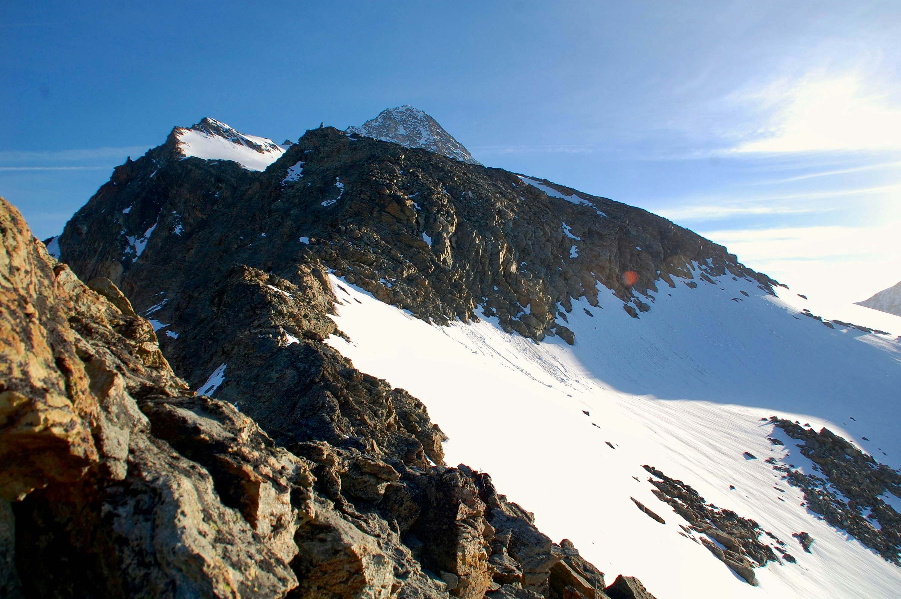 Blick zum P.3470 (Steinmann); dahinter der Gipfel der La Ruinette