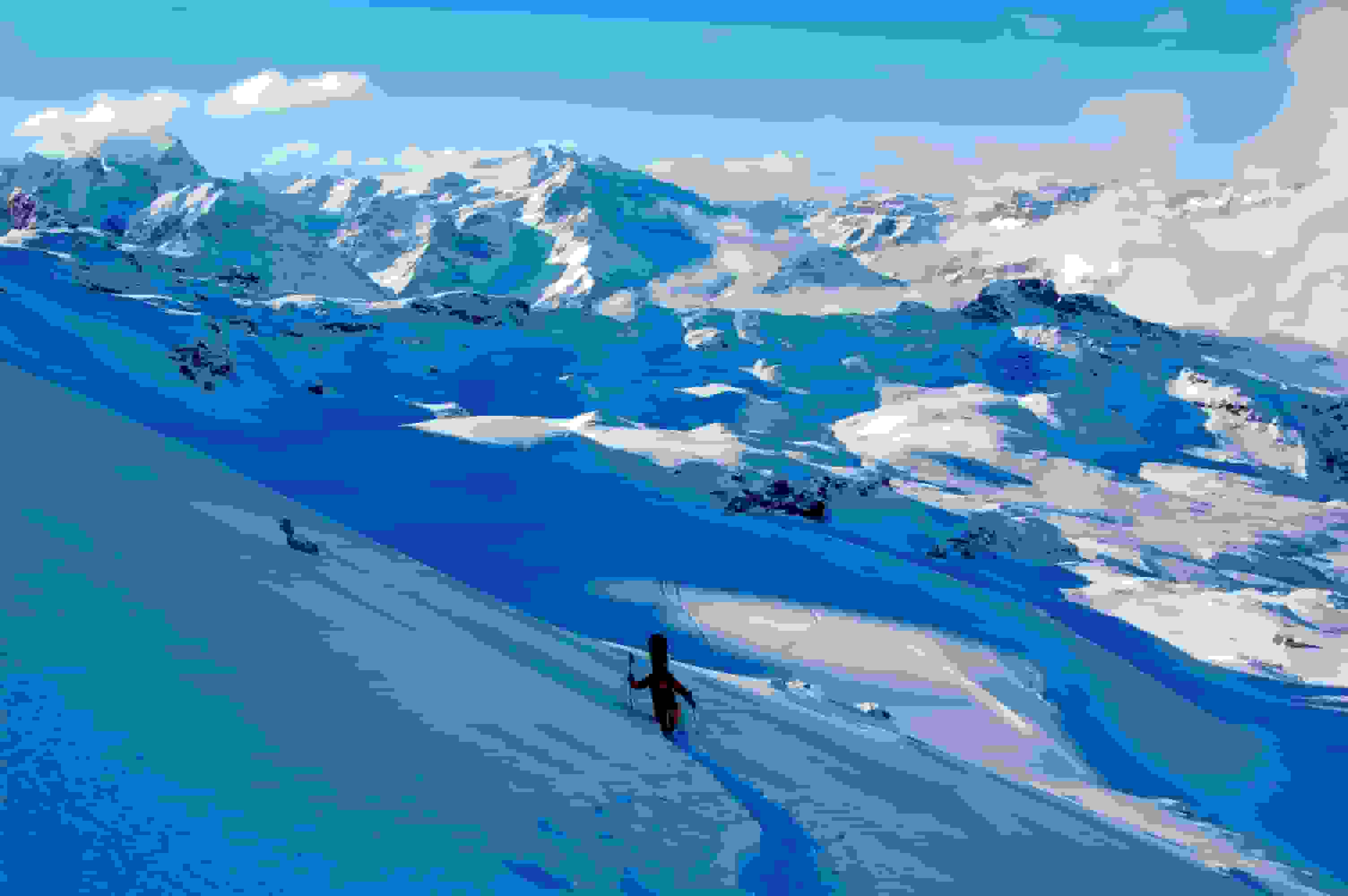 Tödi (links) auf einer Skitour im Kärpfgebiet Ende 2013